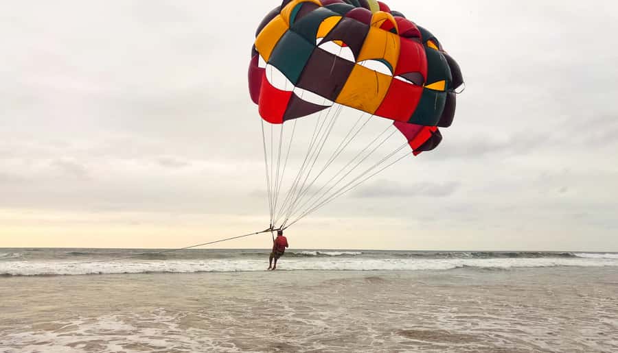 Bali: Parasailing, Jet Ski & Uluwatu Tour with Kecak Dance - Key points before you book