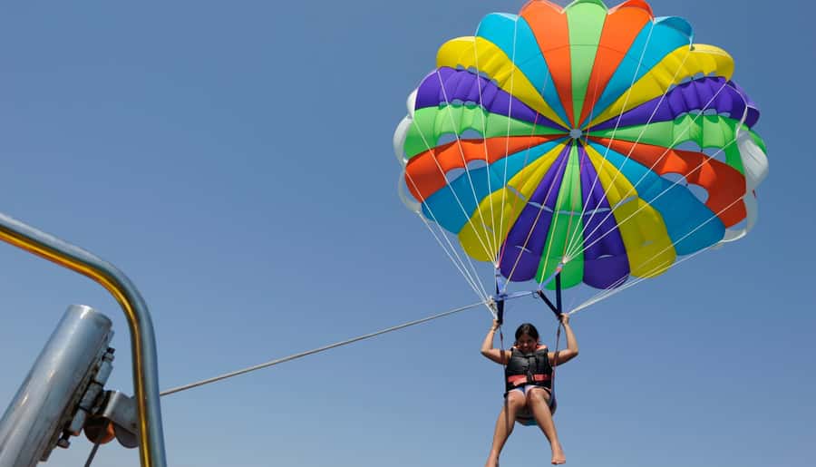 Bali: Parasailing, Jet Ski & Uluwatu Tour with Kecak Dance - Tanjung Benoa puts the adrenaline first