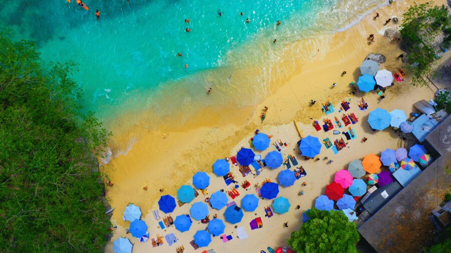 Bali: Parasailing, Jet Ski & Uluwatu Tour with Kecak Dance - Guides are the difference between a basic stop and a good day