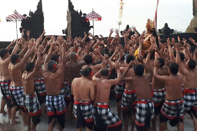 Bali Private Driver Service - A comfortable car and a calmer day