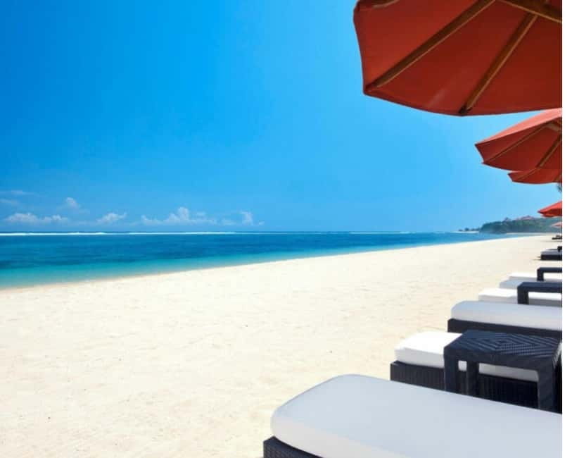 Bali: Private trip Nusa Dua Area, GWK, Jimbaran, and Uluwatu - Taking a slower break at Melasti Beach