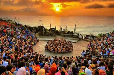 Bali’s Best Sunset: Uluwatu Kecak Dance & Dinner Jimbaran Beach