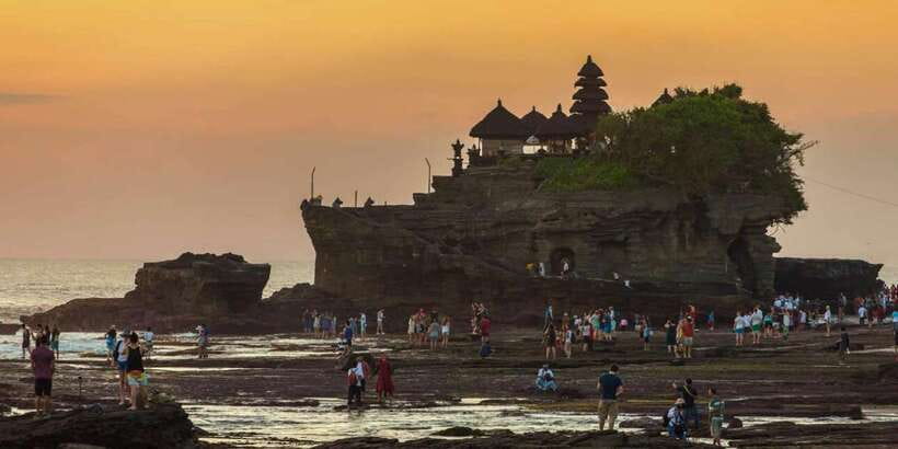 Bali's Golden Embrace: Dazzling Tanah Lot Sunset Expedition - Key points at a glance