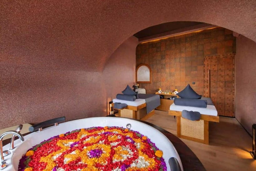 Bali/Sanur: Spa and Bath Experiences at Svaha Spa Sanur - Starting with a traditional Balinese massage