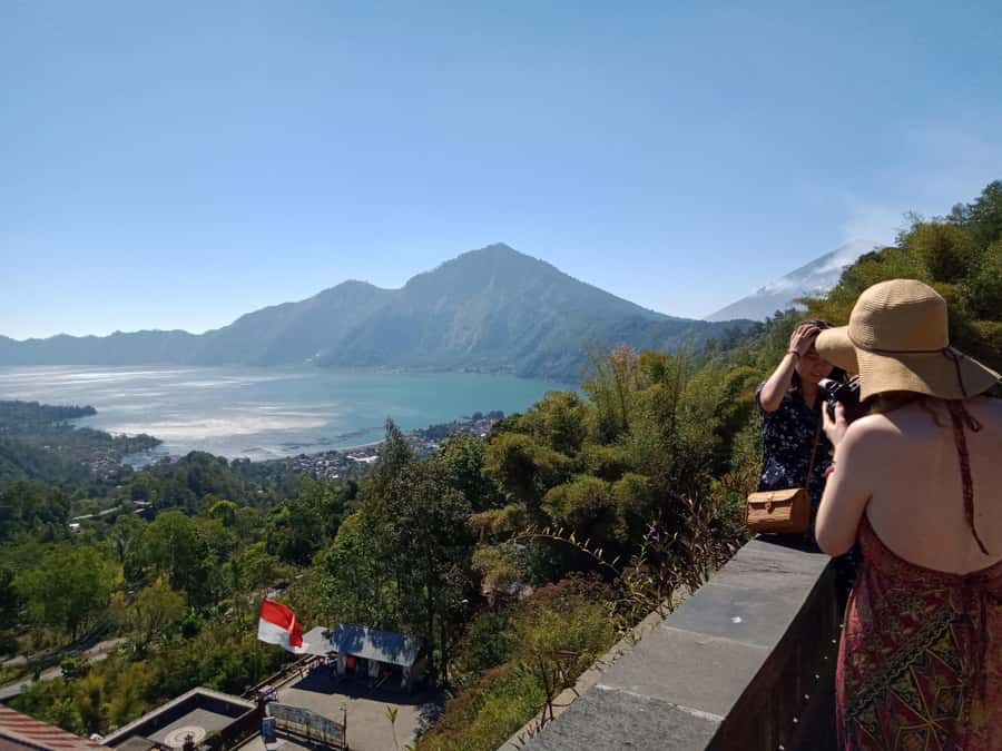 Bali Scooter Tour With Tour Guide - Seeing Bali at road level