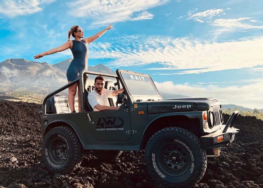 Bali: Shared Mount Batur Sunrise Jeep Tour with Hot Springs - The Mount Batur sunrise viewpoint