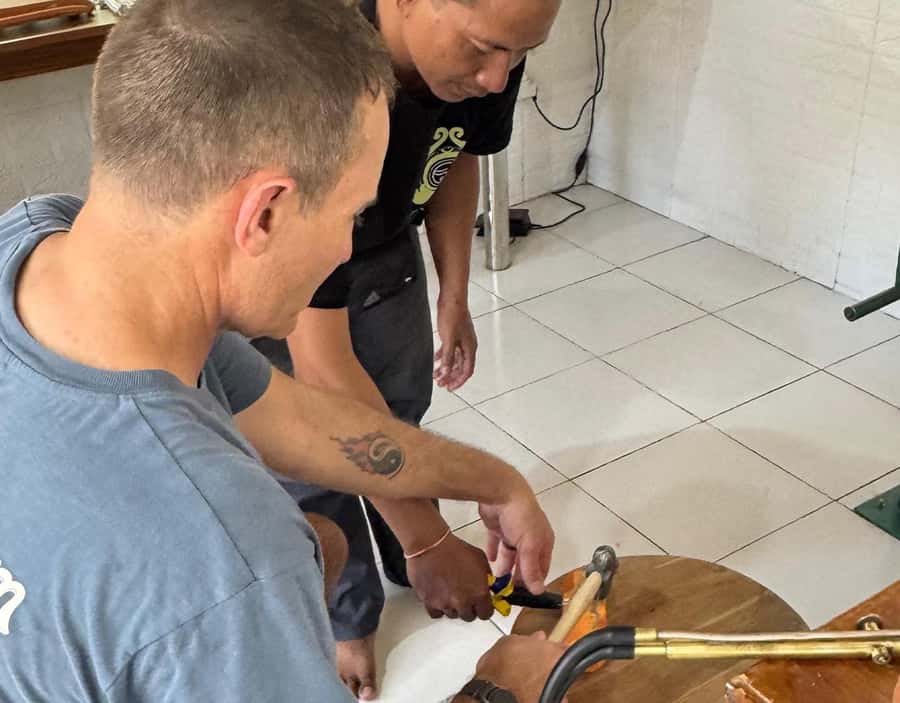 Bali: Silver Class in Kuta With Optional Tour And Activities - Timing, location, and optional Bali add-ons