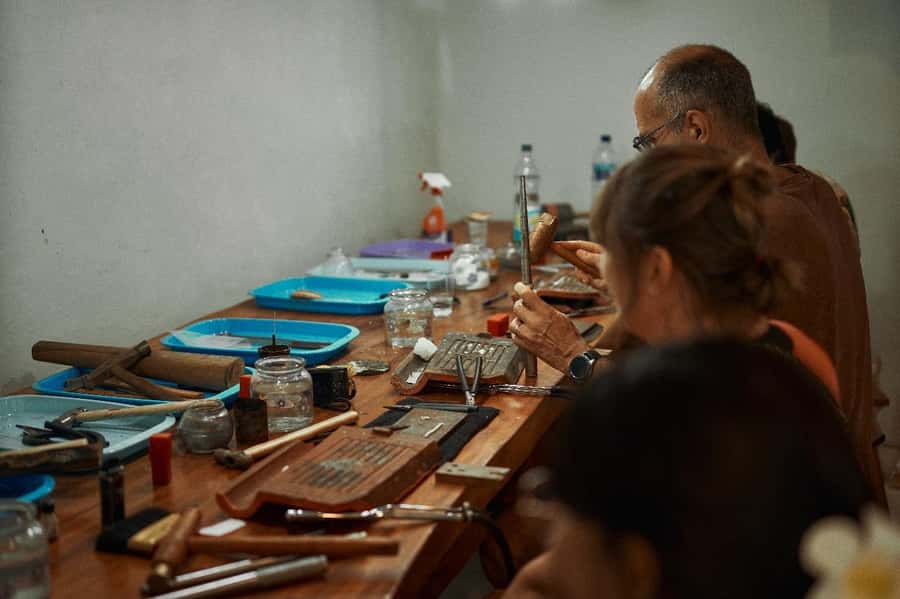 Bali: Silver Jewelry Making Class in Kuta or Uluwatu - Melting, hammering, and rolling the metal