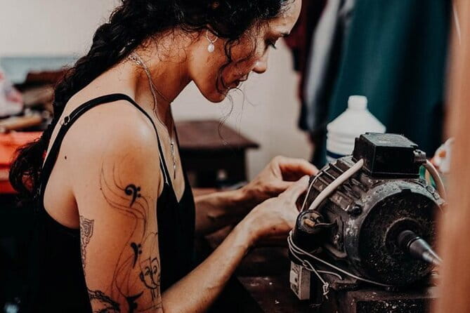 Bali: Silver Jewelry Making Class in Seminyak - Working With Balinese Silversmiths