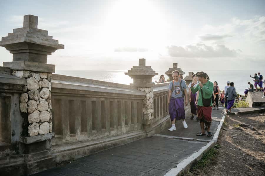 Bali: Skip-the-line Uluwatu Temple and Kecak Fire Dance Tour - Waiting for the Kecak Fire Dance