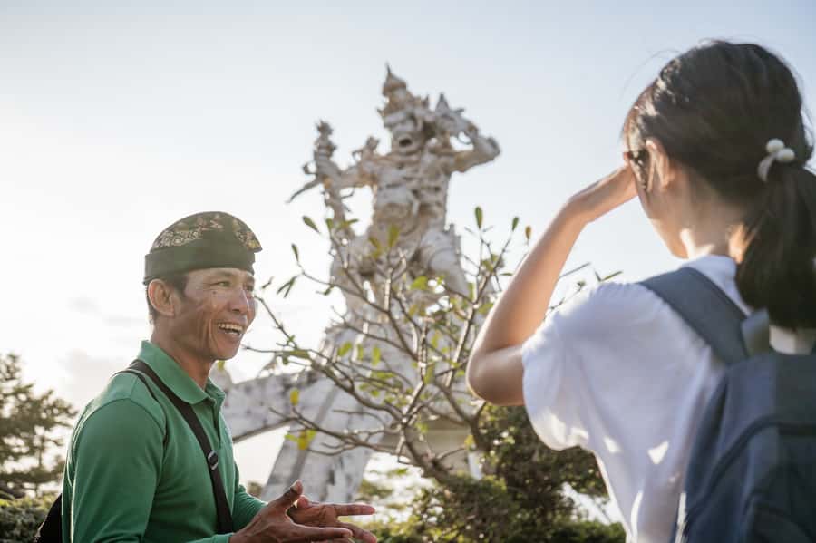 Bali: Skip-the-line Uluwatu Temple and Kecak Fire Dance Tour - Transport, pickup, and the five-and-a-half-hour schedule