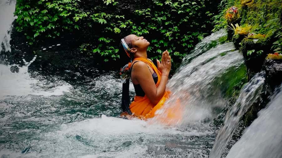Bali: Soul Retreat and Aura Cleansing Experience - What your guide adds to the day