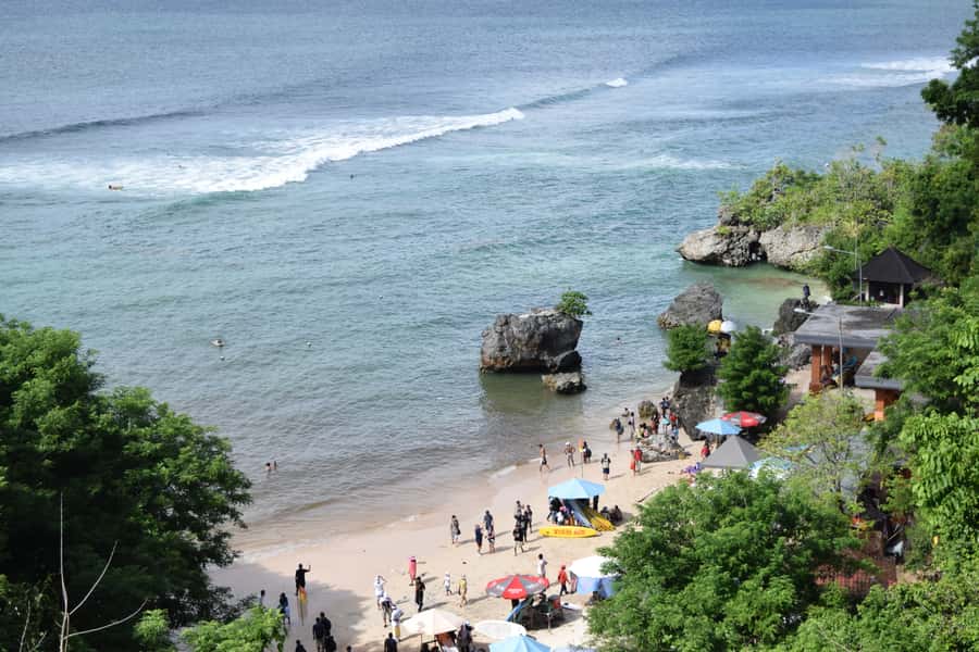 Bali: South Coast Uluwatu, Tanah Lot, and Jimbaran Day Trip - Jimbaran Bay seafood dinner