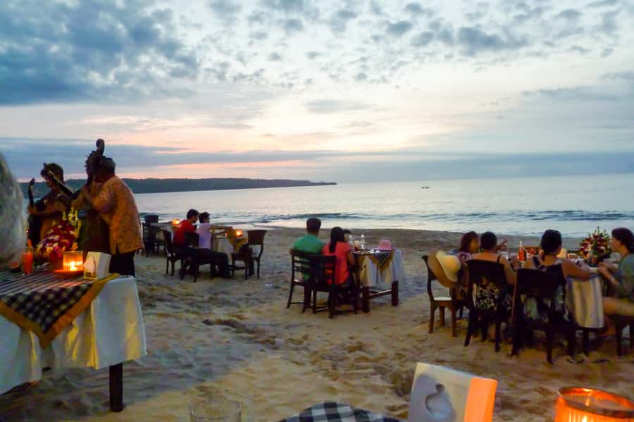Bali Sunset: Uluwatu Temple, Kecak Dance and Jimbaran Bay - Jimbaran Bay and the cost of dinner