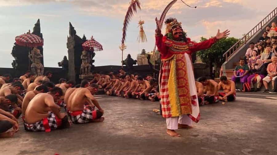 Bali: Sunset Uluwatu Temple & Kecak Fire Dance Private Tour - Key points to know before booking
