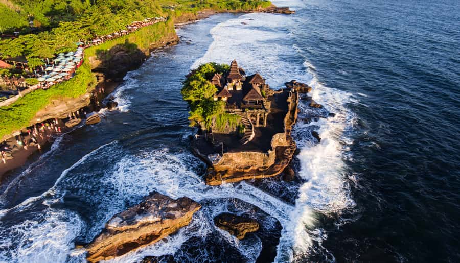 Bali: Tanah Lot, Jatiluwih Terrace, & Ulundanu Beratan Tour - Choosing between Handara Gate and Banyumala Waterfall