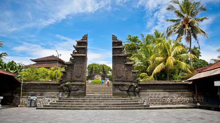 Bali: Tanah Lot Temple Half Day Sunset Tour - Finding your sunset view