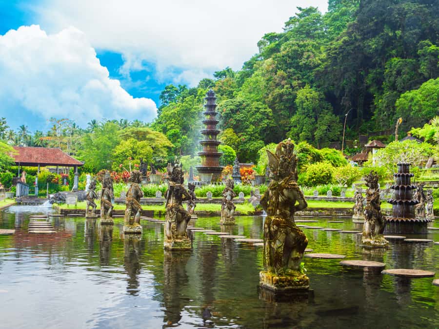Bali: The Gate of Haven Trip Private Tour, Luxury Car - Key points at a glance
