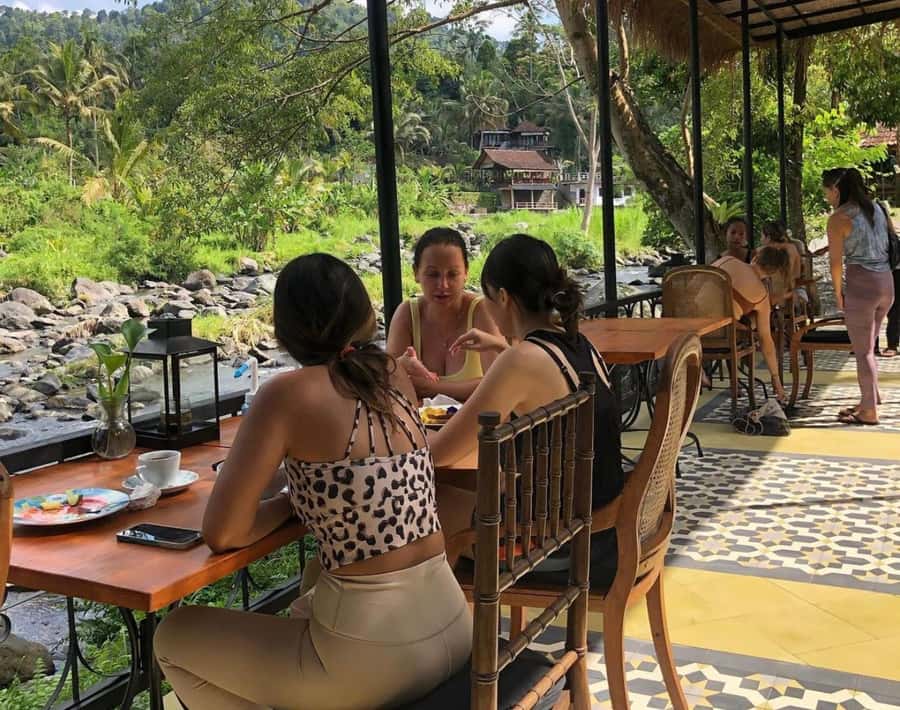 Bali: Tirta Gangga, Taman Ujung and Cepung Waterfall Trip - What to pack for the waterfall and palace grounds