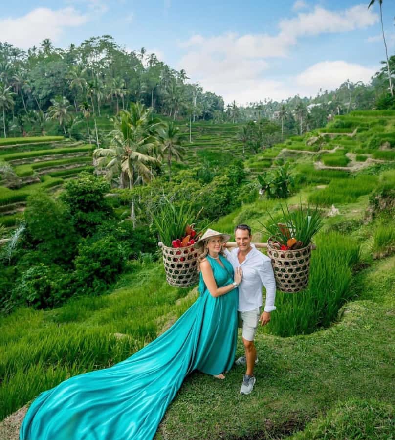 Bali Top's 3 Waterfalls - Temple And Rice Terrace - The guides and the private-tour advantage