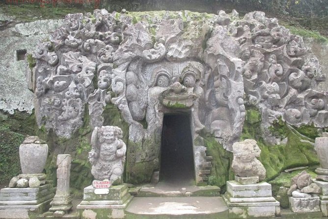 Bali Traditional Dance, Waterfall and Hindu temple with lunch - Tegenungan Waterfall brings a change of pace