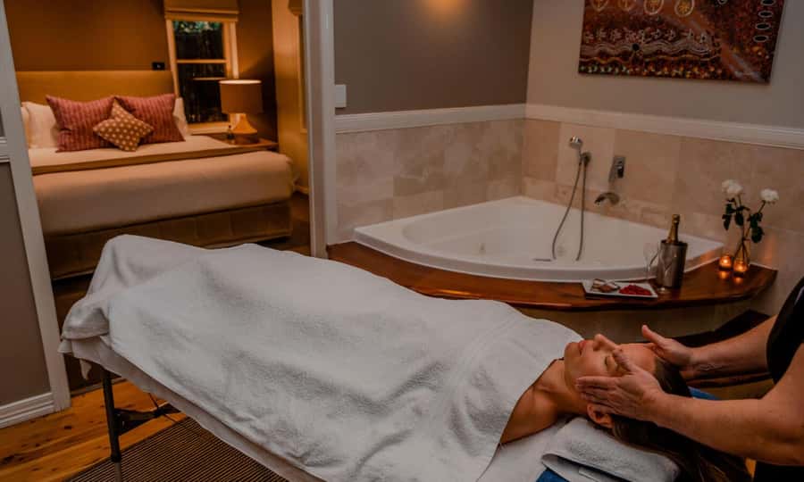 Bali: Treatment Masssage Service to your Villa / Hotel. - The appeal of a massage that comes to your room