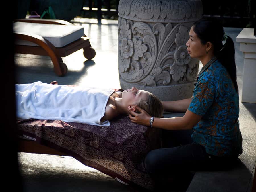 Bali: Treatment Masssage Service to your Villa / Hotel. - Who should book this service?