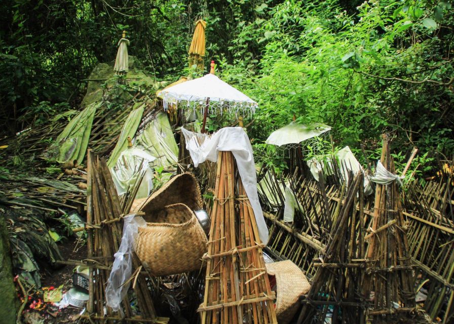 Bali: Trunyan Cemetery, Hot Springs, and Penglipuran Village - Practical tips for a smoother day