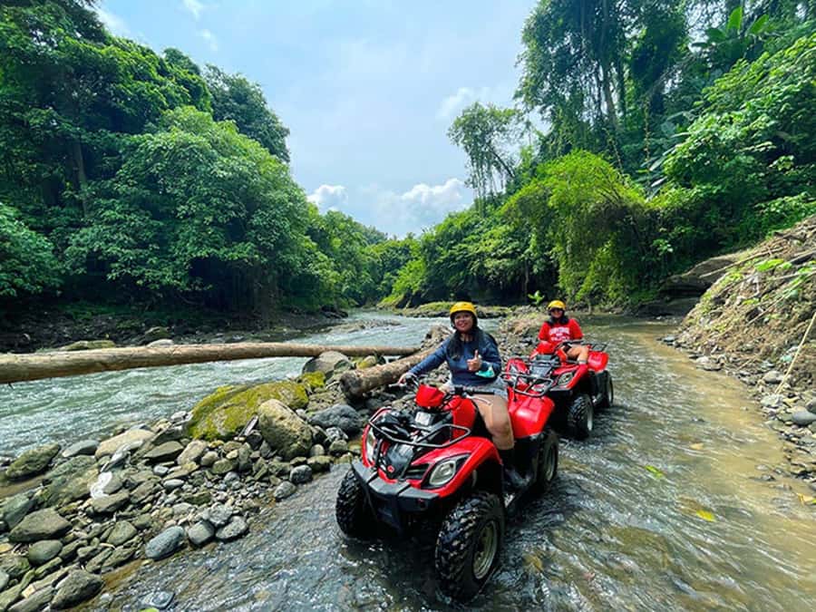 Bali: Ubud, Monkey Forest, Ancient Temple, Waterfalls - Suwat Waterfall and the practical footwear warning