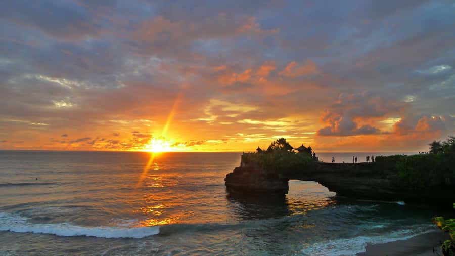 Bali: Ubud, Tegalalang, and Tanah Lot Temple Day Trip - Monkey Forest: temples under the trees