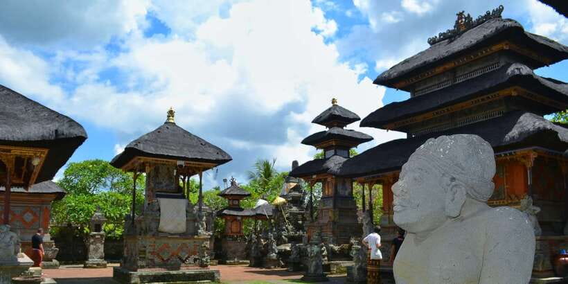 Bali: Ubud Waterfall, Village and Pool Club Day Trip - Celuk Village and Bali’s silver craft