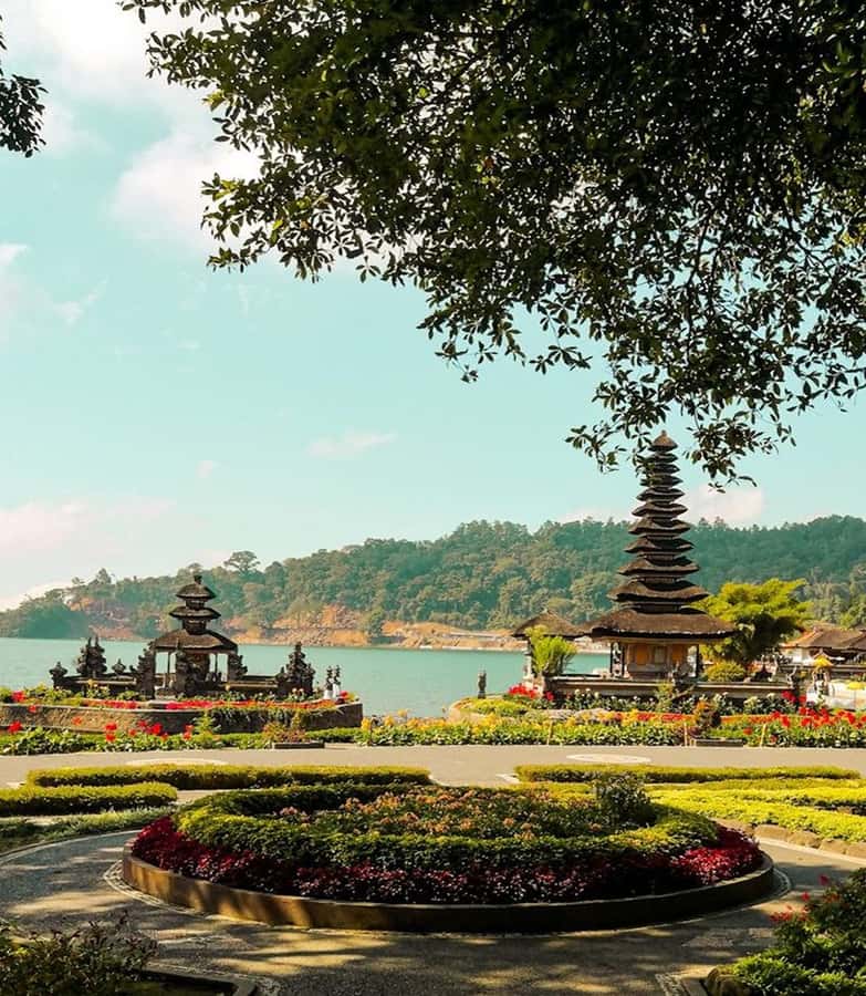 Bali:Ulun Danu, Waterfalls, Handara Gate, Cofee Planta Tour - Why this nine-hour route works