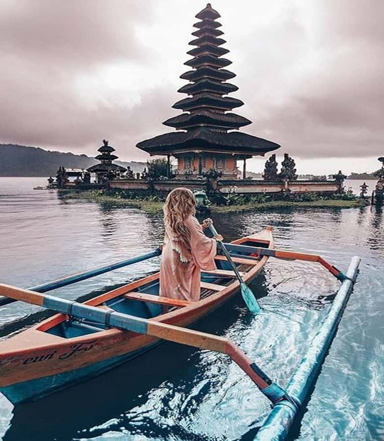 Bali:Ulun Danu, Waterfalls, Handara Gate, Cofee Planta Tour - Leke Leke Waterfall for a quieter forest stop
