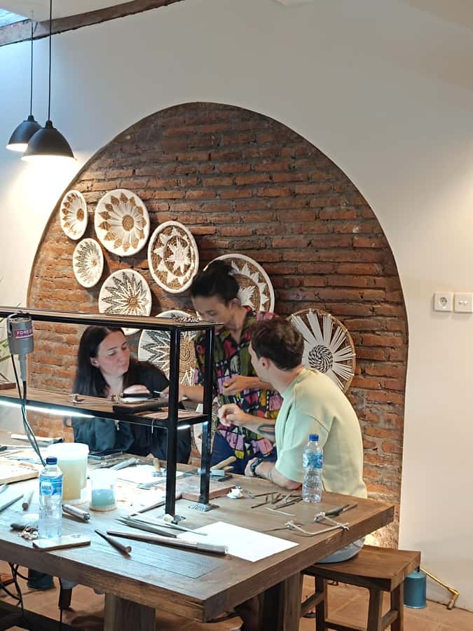 Bali: Uluwatu Silver Jewelry Making Workshop with Creation - From raw silver to a workable shape