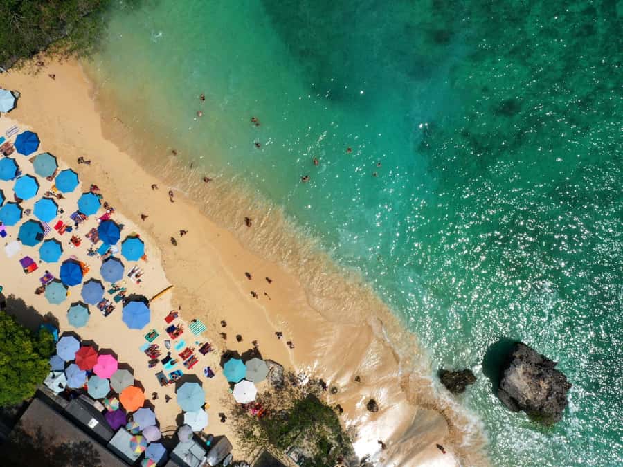 Bali: Uluwatu Temple, Kecak Dance, and Jimbaran Dinner Tour - Uluwatu Temple above the Indian Ocean