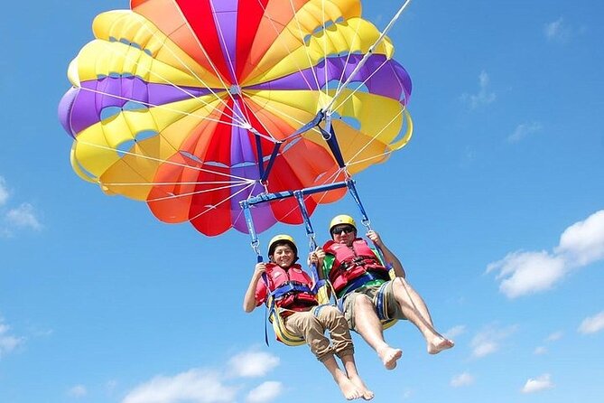 Bali : Watersport Jet Ski, Banana Boat, Parasailling and Flyboard - Who will enjoy this most?