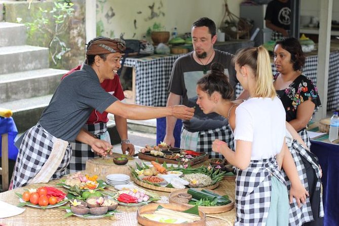 Balinese Cooking Class & Tanah Lot Temple Visit - Private & All-Inclusive - Eating the lunch you prepared