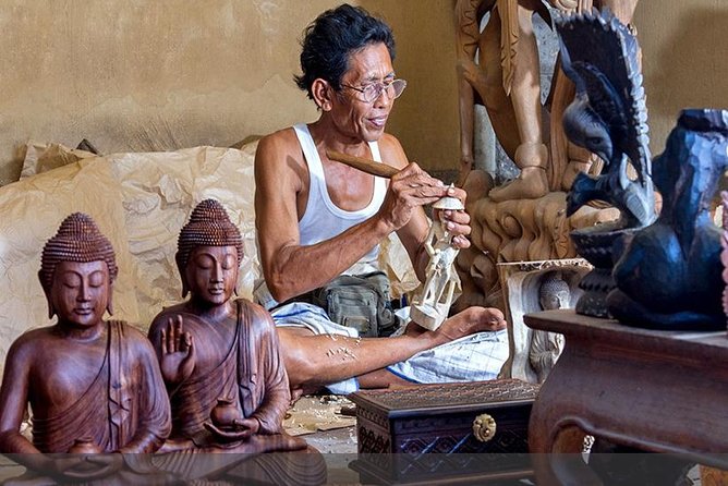 Balinese Local Experience Culture Tour (Private & All-Inclusive) - 11:00 AM: Mas Village and the work of wood carvers