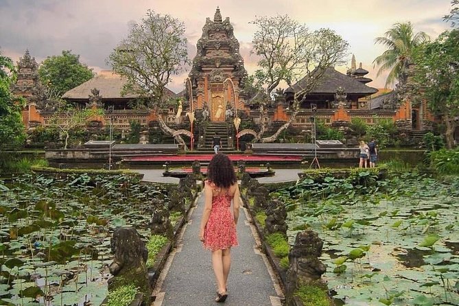 Balinese Local Experience Culture Tour (Private & All-Inclusive) - 10:30 AM: Celuk Village and Bali’s silver tradition