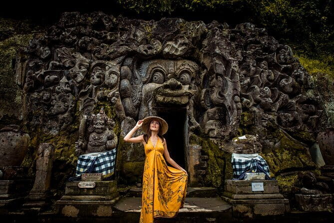 Banyumala Waterfall, Jatiluwih, Ulun Danu and Tanah Lot tours - Banyumala Twin Waterfalls and the lagoon