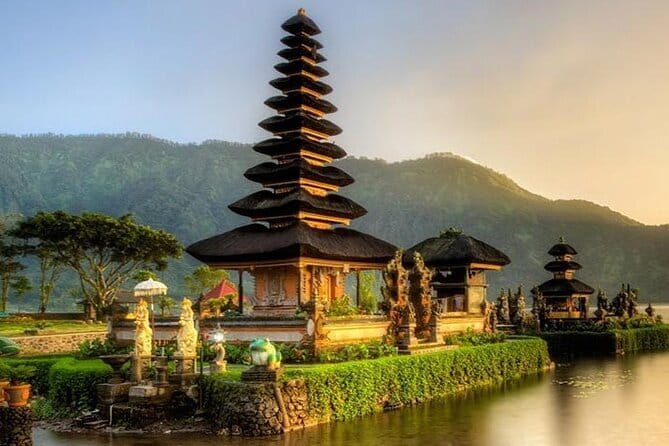 Banyumala Waterfall, Jatiluwih, Ulun Danu and Tanah Lot tours - What the $70 price really covers