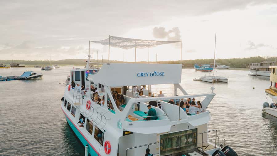 BEAT BOAT - Boat Party - What Beat Boat Bali is really selling