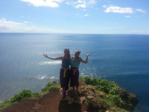 Best of Bali Tanah Lot & Uluwatu Temple Tour Package - Coffee, chocolate, and Balinese farming