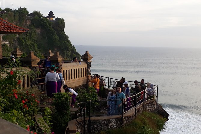 Best of Bali Tanah Lot & Uluwatu Temple Tour Package - Tanah Lot and the temple offshore