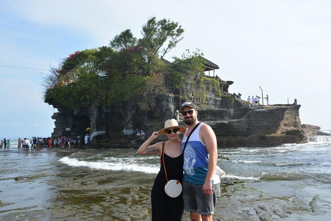 Best Ubud & Tanah Lot Excursion - One hour among the macaques at Sacred Monkey Forest
