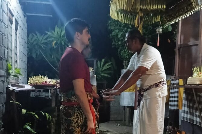 Blessing and Traditional Healing at Balian Jro Gede Eka Sukawati - Who will appreciate this experience most?
