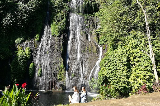 Bratan Temple, Banyumala Twin Waterfall, Jatiluwih Rice terrace and Tanah Lot - How the private transport changes the day