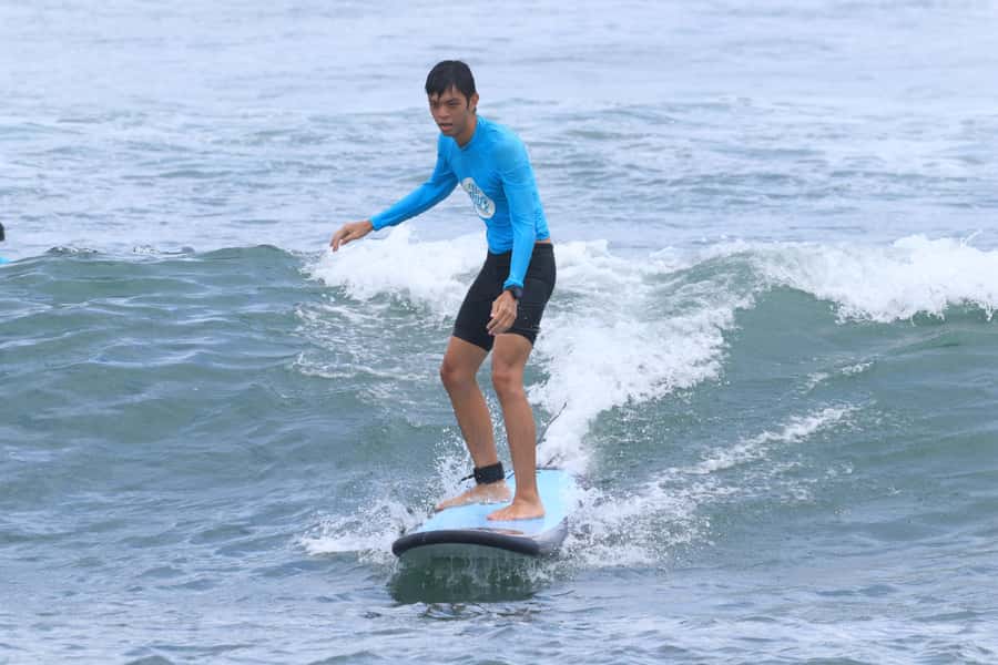 Canggu : 2-Hour Surfing Lesson - Beginner or Intermediate Coaching