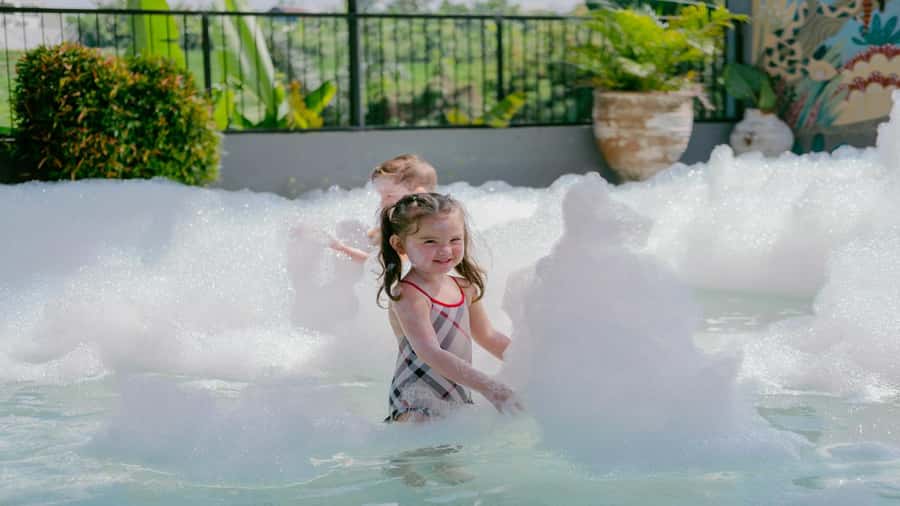 Canggu: Entry Ticket to Mai Main Indoor Playground - The flying fox and 5D games