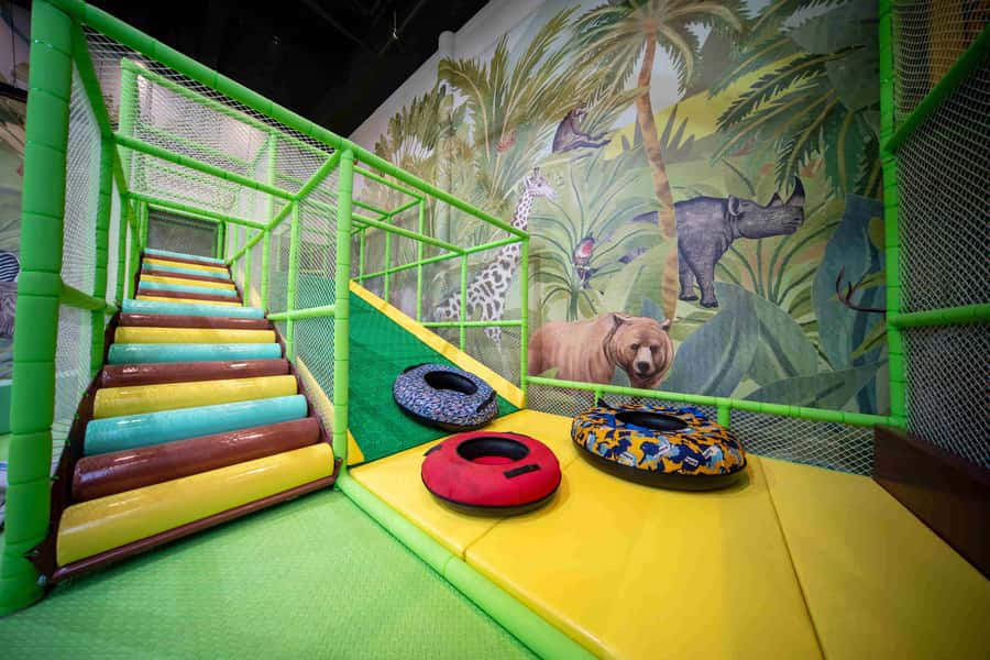Canggu: Entry Ticket to Mai Main Indoor Playground - How much value do you get for $11?
